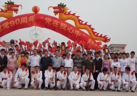 上海申花成功截胡国安,签下国脚谢鹏飞,中超标王诞生